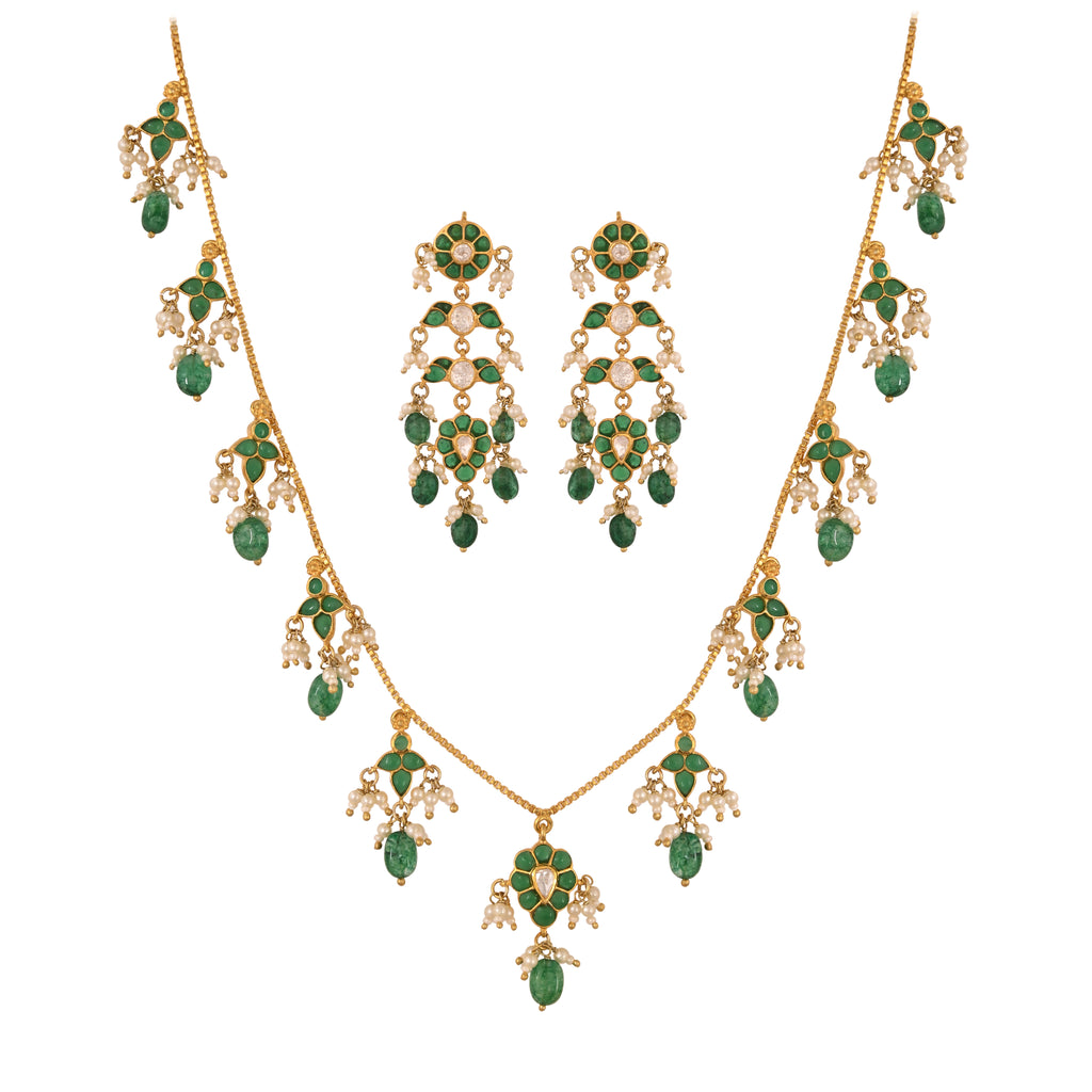 Gulnaar Emerald Bloom Silver Chain Necklace Set