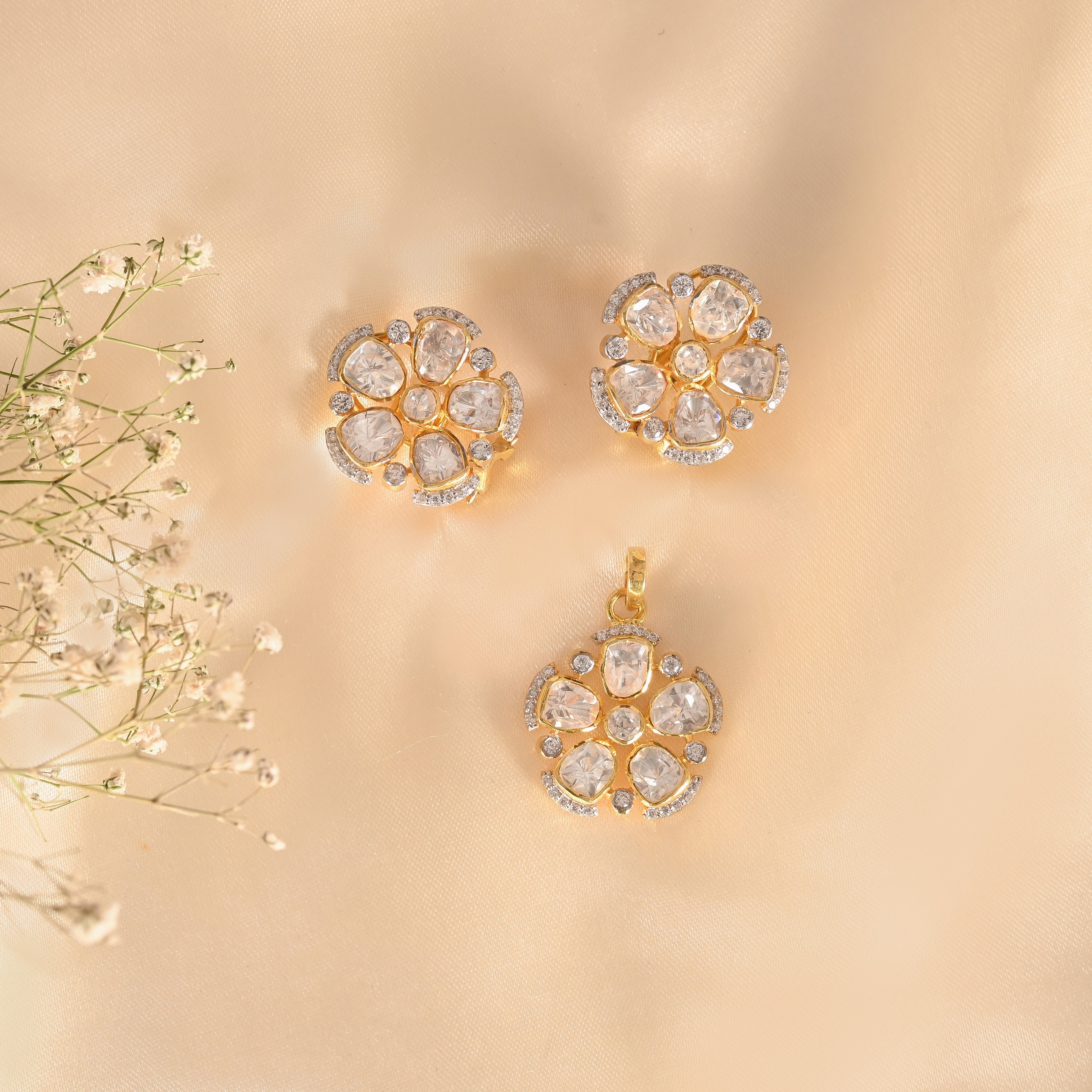 Noor Floral Polki Silver Pendant Set